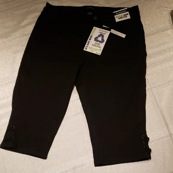 d. jeans NEW Black Lace-Up Hem Capri Pants Denim Bottoms NWT Women's 18 - Picture 3 of 15